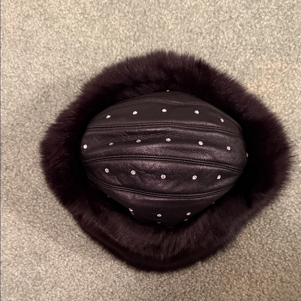 Leather and mink hat